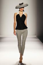 at NY fashion week on 10th Sept 2012 (68).JPG